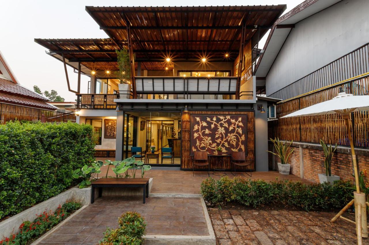 Hostel One Art And Gallery Chiang Mai Exterior foto