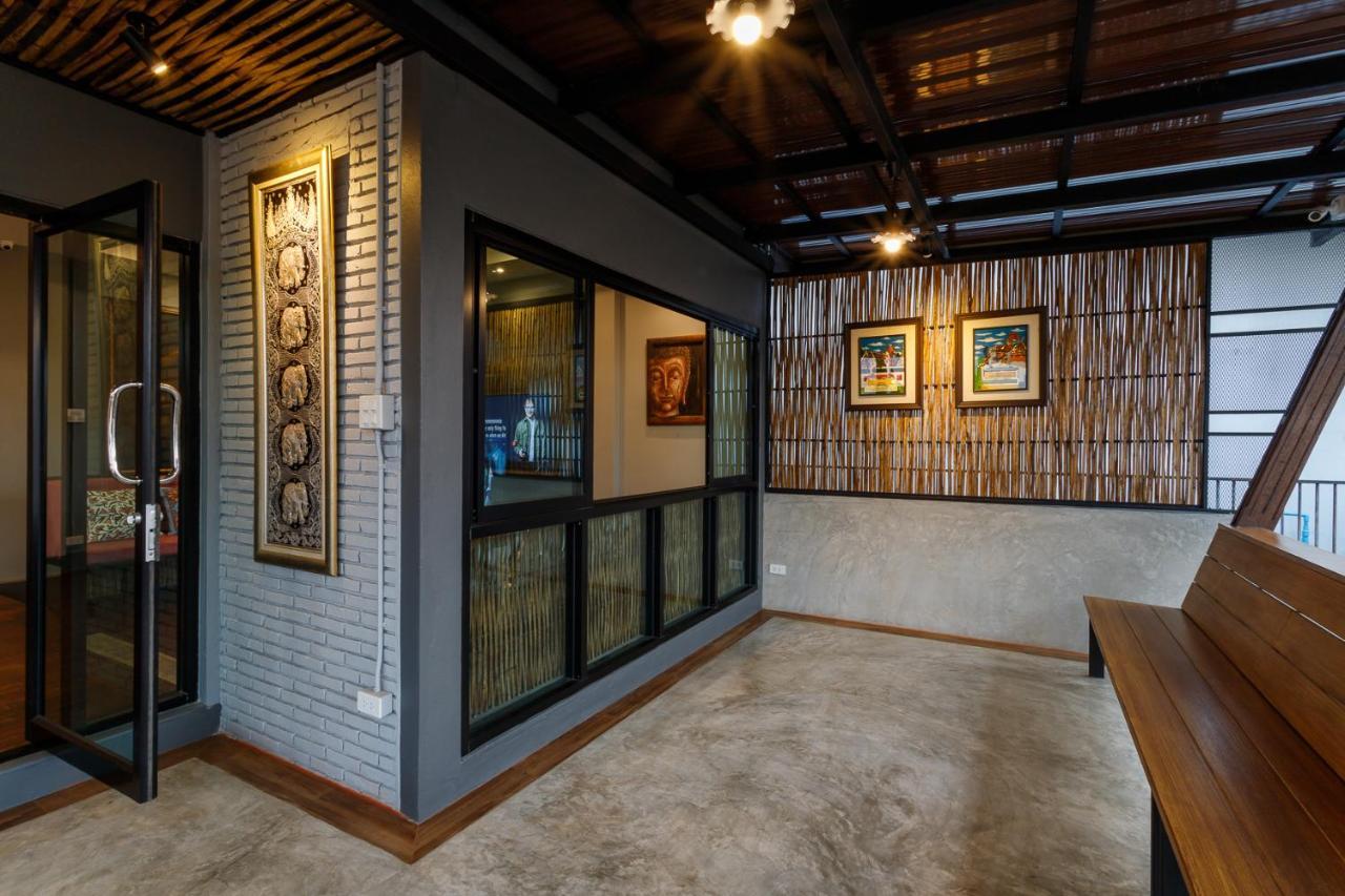 Hostel One Art And Gallery Chiang Mai Exterior foto