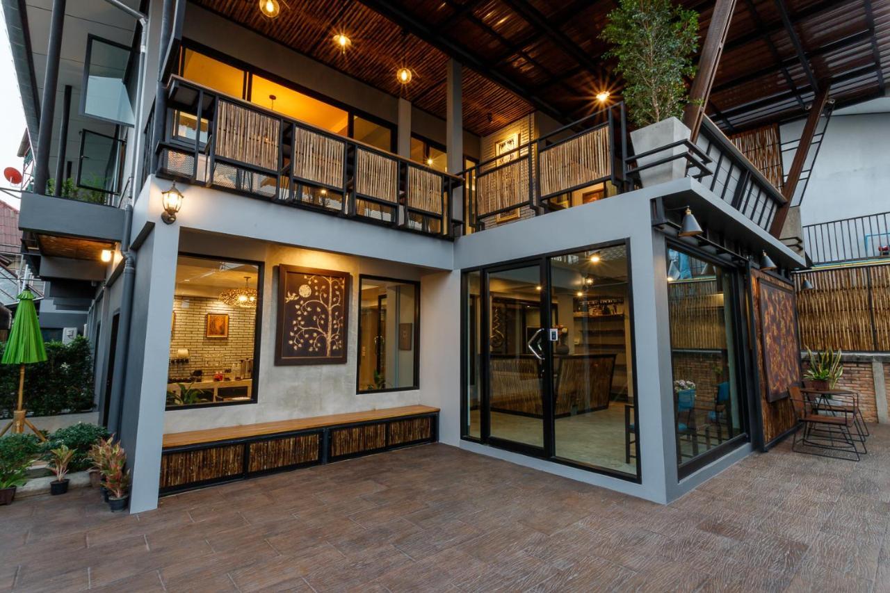 Hostel One Art And Gallery Chiang Mai Exterior foto