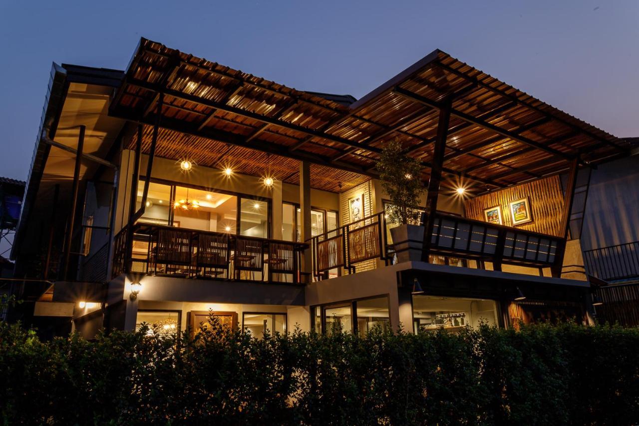 Hostel One Art And Gallery Chiang Mai Exterior foto