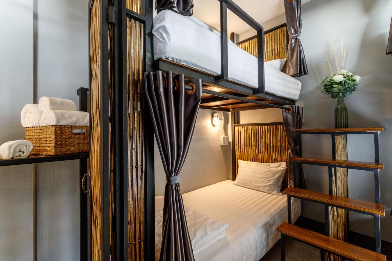 Hostel One Art And Gallery Chiang Mai Exterior foto