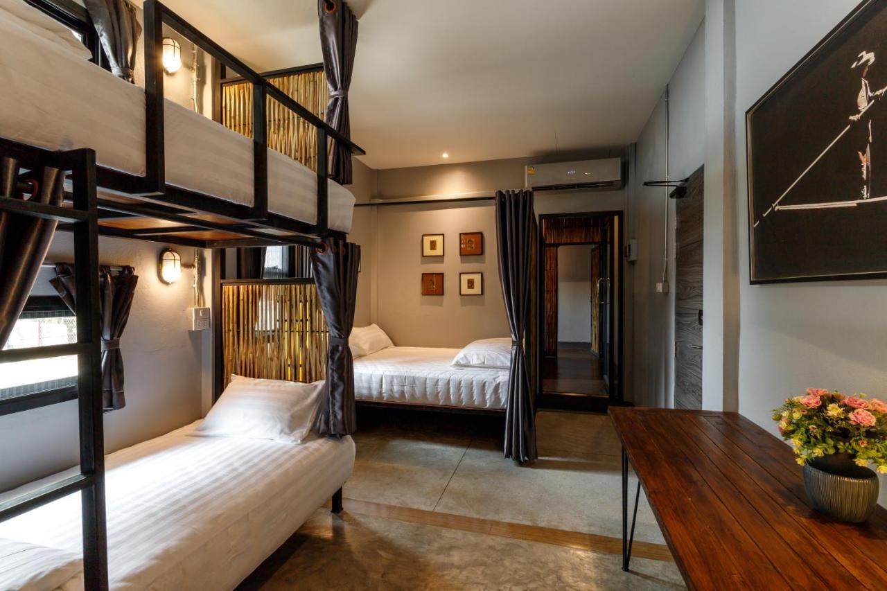 Hostel One Art And Gallery Chiang Mai Exterior foto